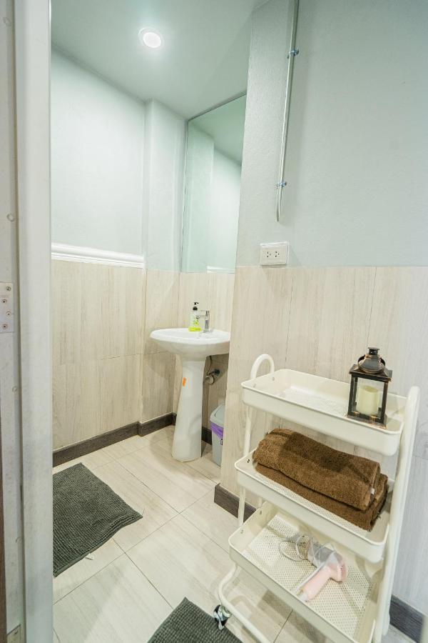 Warm Casa Chiangmai Hostel Chiang Mai Ngoại thất bức ảnh